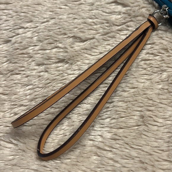 HENRI BENDEL - Picture 8 of 16